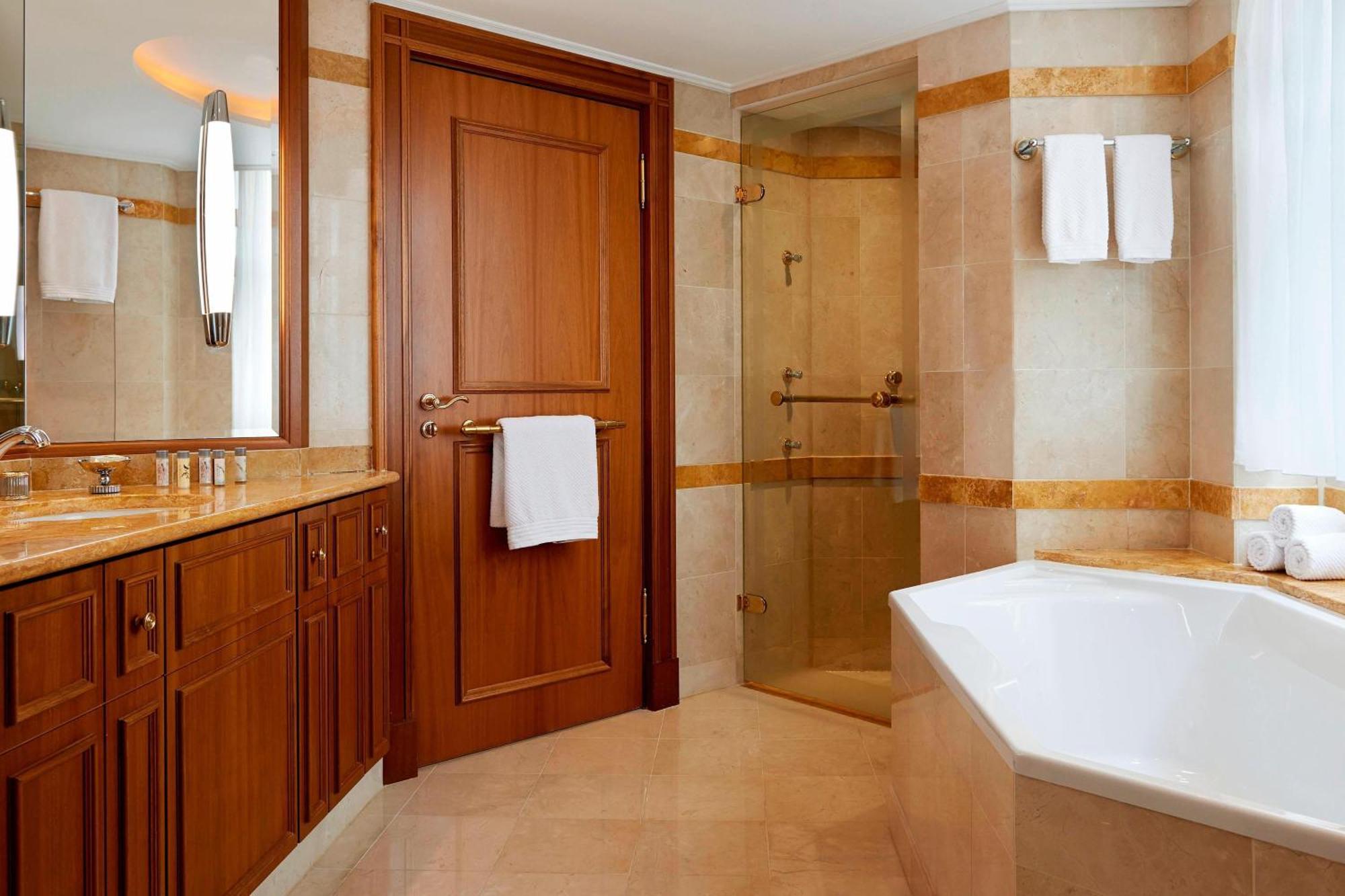 Renaissance Paris La Defense Hotel Puteaux