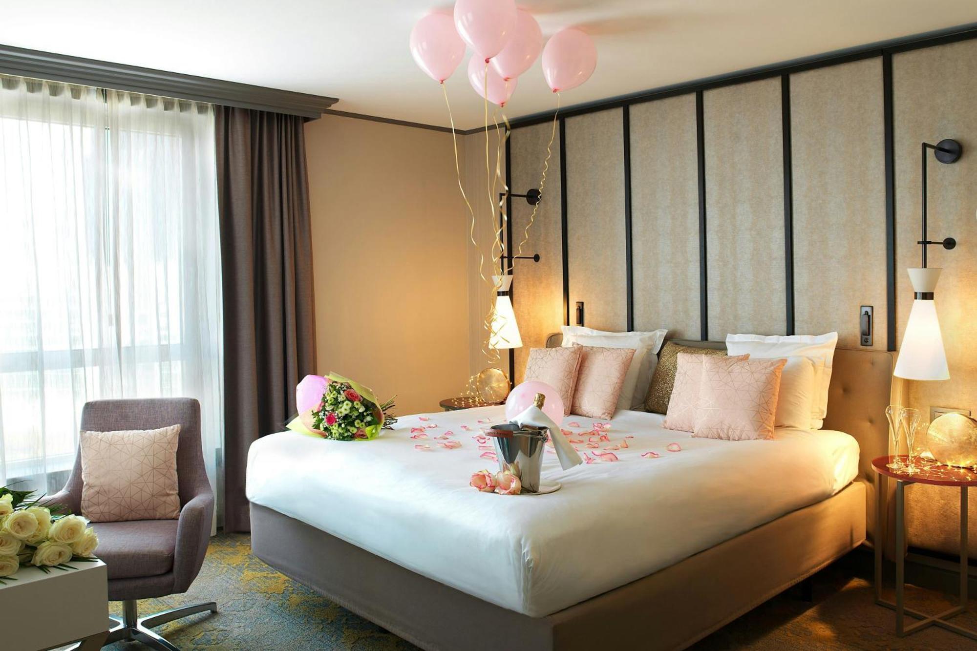 Renaissance Paris La Defense Hotel